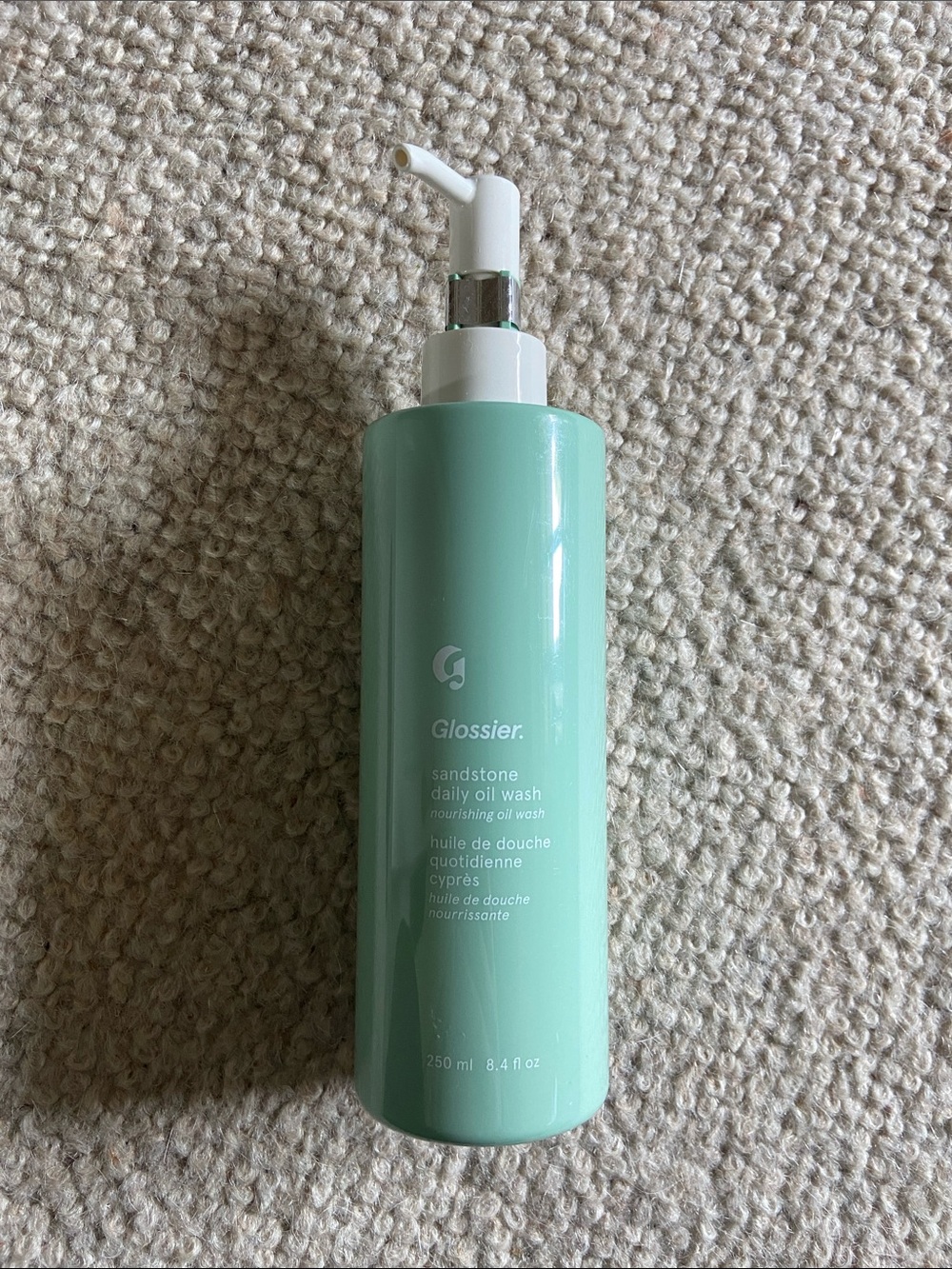 BNIB Glossier Sandstone Daily Oil Wash - 250ml